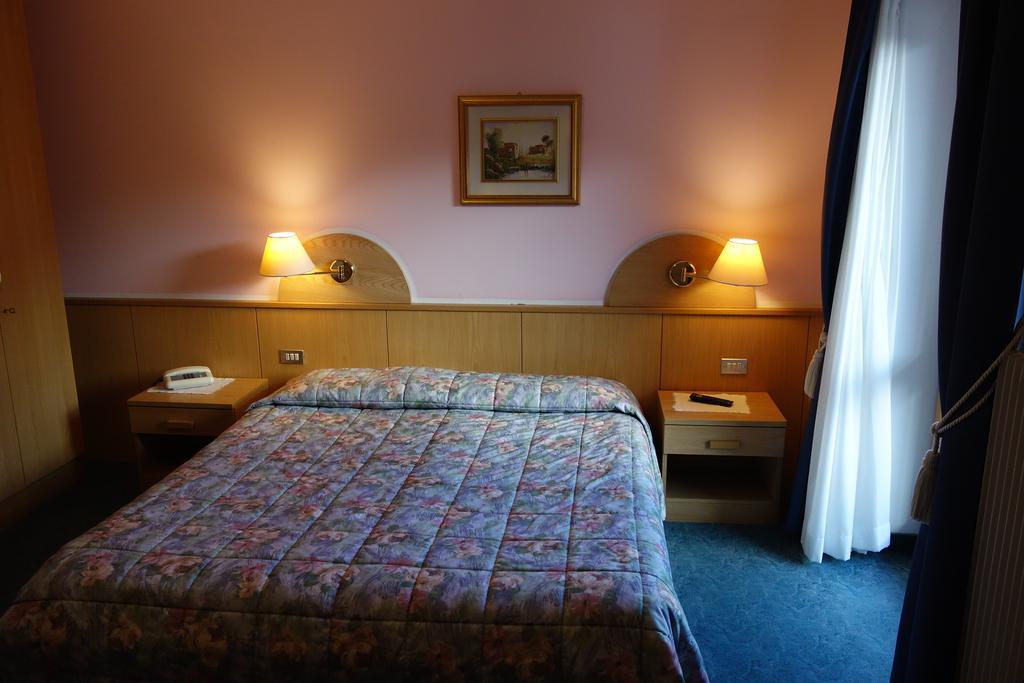 Alpine Touring Hotel-Petfriendly Pozza di Fassa Exteriér fotografie